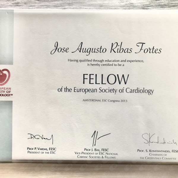 Diploma de Fellowship em Cardiologia emitido pela Sociedade Européia de Cardiologia ao Dr. José Augusto